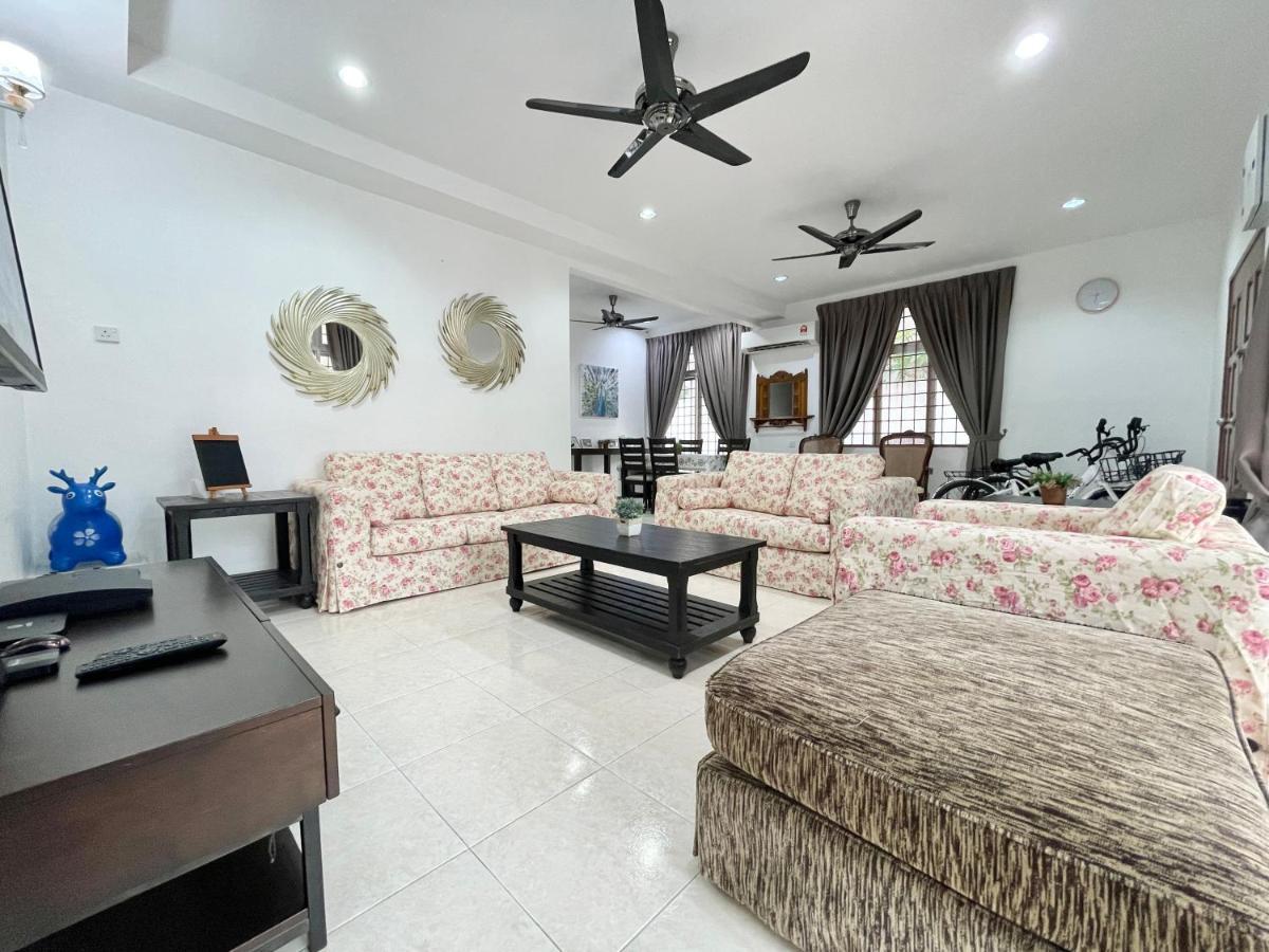 Langkawi Cozy Holiday Home At Bukit Indah By Zervin Куа Екстериор снимка
